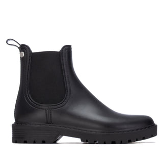 MUJER BOTIN MEDIO NOCHE