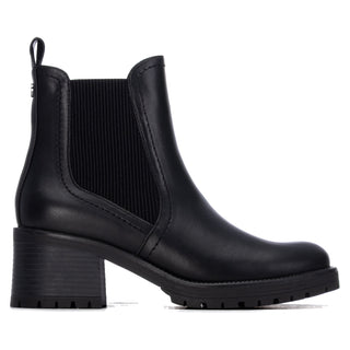 MUJER BOTIN MEDIO LUNA