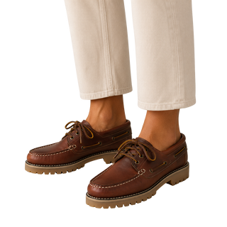 HOMBRE NÁUTICOS CLÁSICOS BENAVENTE CORDONES PIEL PULL BRANDY