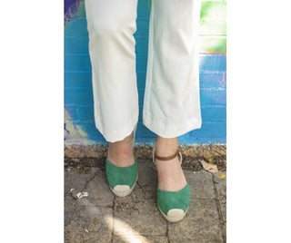MUJER VERDE MAYO 7 CUERDAS PLANTA FOAM