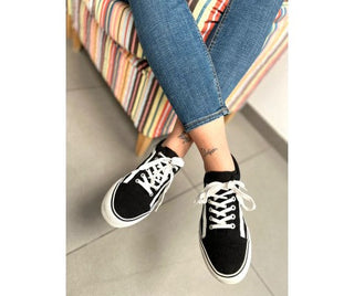 MUJER DEPORTIVA SUEDE NEGRO