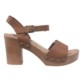 MUJER LAUREANA CAMEL