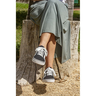 MUJER DEPORTIVA SUEDE NEGRO LONA