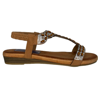MUJER CORALINA MARRON
