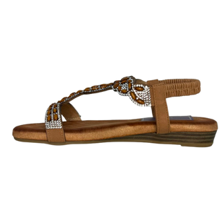 MUJER CORALINA MARRON