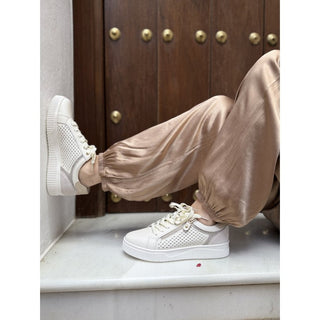 MUJER DEPORTIVA PIEL GRETA BEIGE