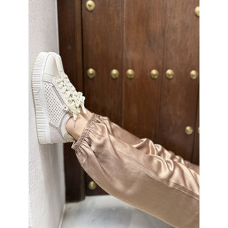 MUJER DEPORTIVA PIEL GRETA BEIGE