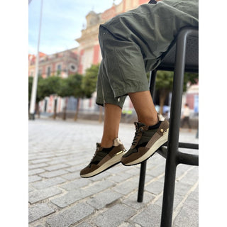 MUJER DEPORTIVA XTI KAKI