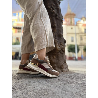 MUJER DEPORTIVA XTI TAUPE