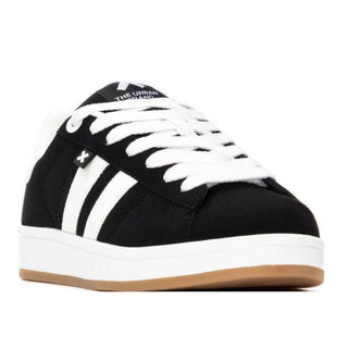 MUJER DEPORTIVA NEGRO XTI