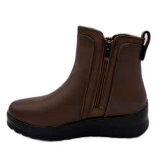 MUJER SXCN BOTIN CU¥A ARTICO CUERO