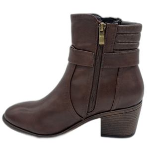MUJER SXTM BOTIN TACON MEDIO LONDRES MARRON
