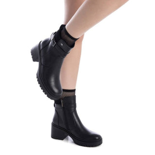 MUJER SXTI BOTIN TACON MEDIO PRAGA NEGRO