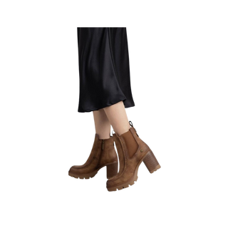 MUJER BOTIN AMIRA C. CAMEL
