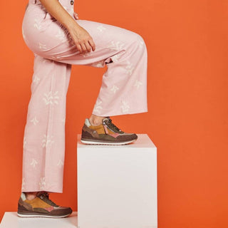 MUJER DEPORTIVA ZAPATO LIRIO ANTELINA PANAMA