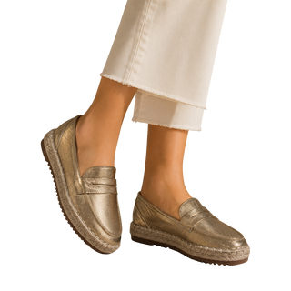 MUJER MOCASINES ESPARTO ORO