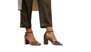 MUJER SANDALIA TACON TAUPE