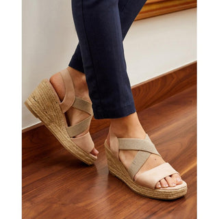 SANDALIA CUÑA CLARIN BEIGE