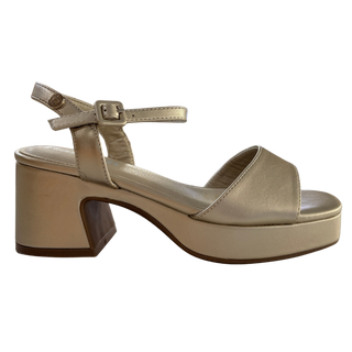 SANDALIA FIESTA PLATAFORMA ORO