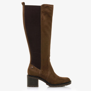 MUJER BOTA ALTA HOJA MUSTANG