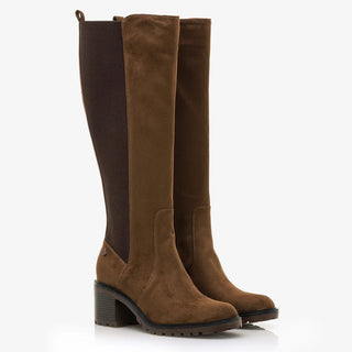 MUJER BOTA ALTA HOJA MUSTANG