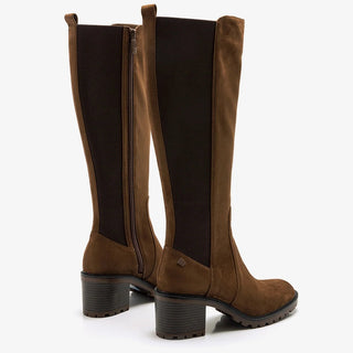 MUJER BOTA ALTA HOJA MUSTANG