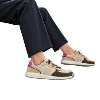 MUJER DEPORTIVA BAREFOOT ORLY MUSTANG