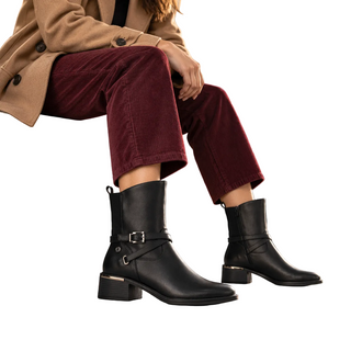 MUJER BOTIN ISDIS REFRESH