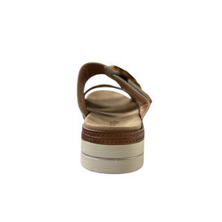 MUJER SANDALIA BEIGE RELIEVE