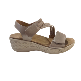 MUJER SANDALIA CUÑA BEIGE